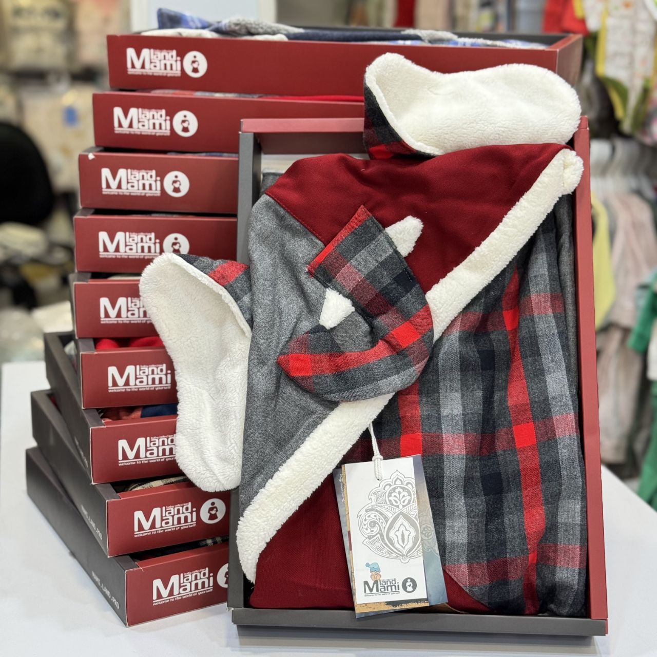 پتو نوزاد و کودک دورپیچ کلاه دار مدل پیچازی مامی لند mamiland طرح فیل